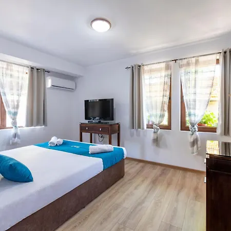 Irb Emona 4 Affittacamere