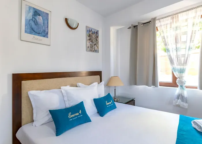 Irb Emona 4 Къща за гости Несебър