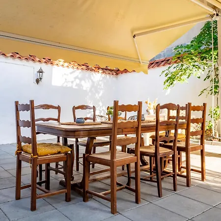 Guest house Irb Emona 4 *