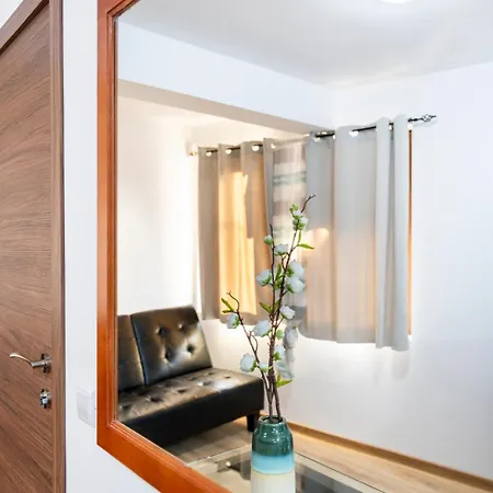 Irb Emona 4 Къща за гости